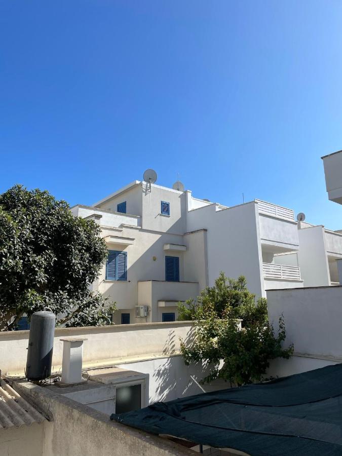 Villa Ticia A 100 Metri Dalla Spiaggia Con Parcheggio Privato Lido Marini Zewnętrze zdjęcie